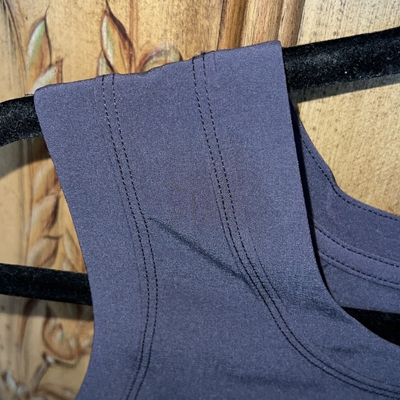 FLX Woven Tank With Back Cinch - Picture 5 of 11